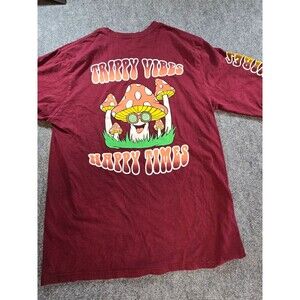Psychedelic Mushroom Graphic Tee Men's Large Maroon Trippy Happy Times Festival